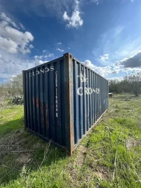 Used shipping container delivered to a Boxhub customer