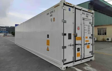 Reefer shipping container