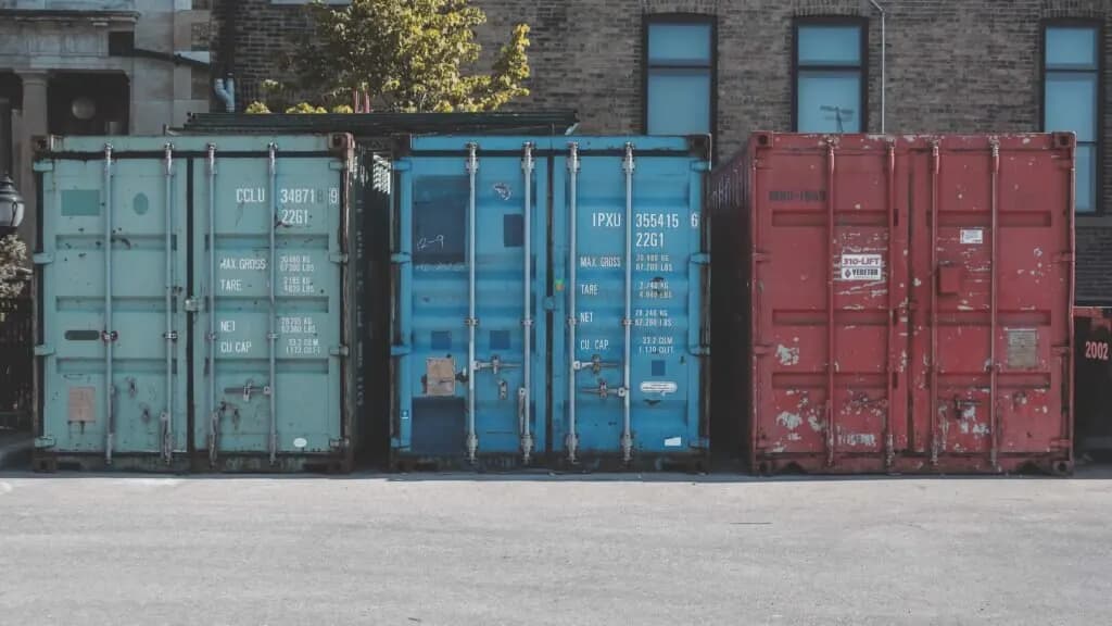 Routine shipping container maintenance steps