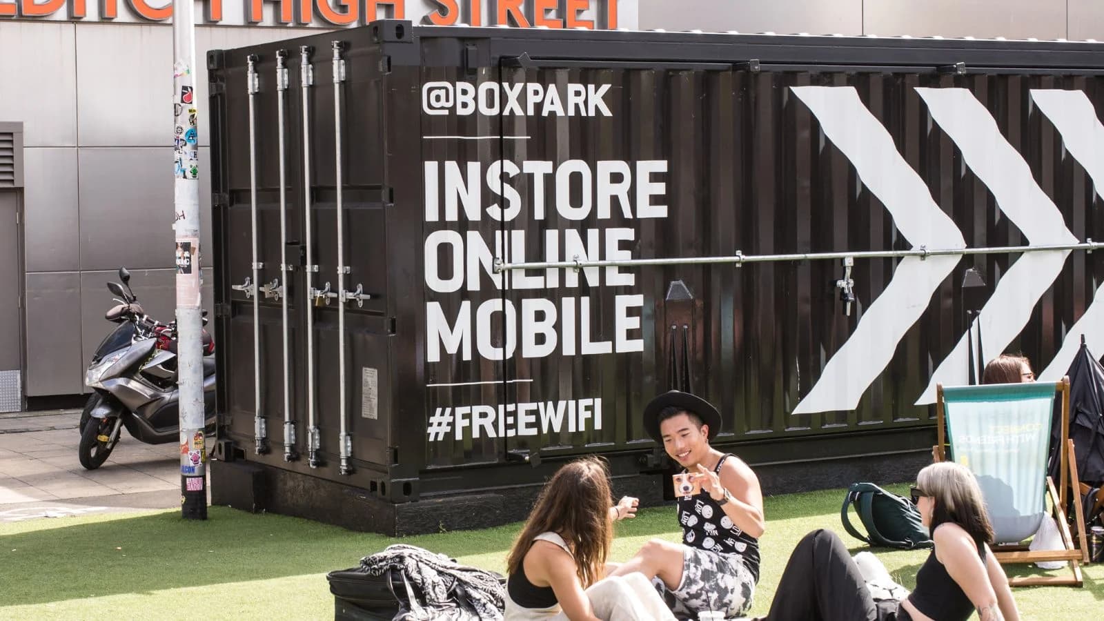 Using Shipping Containers for Pop-Up Shops hero image