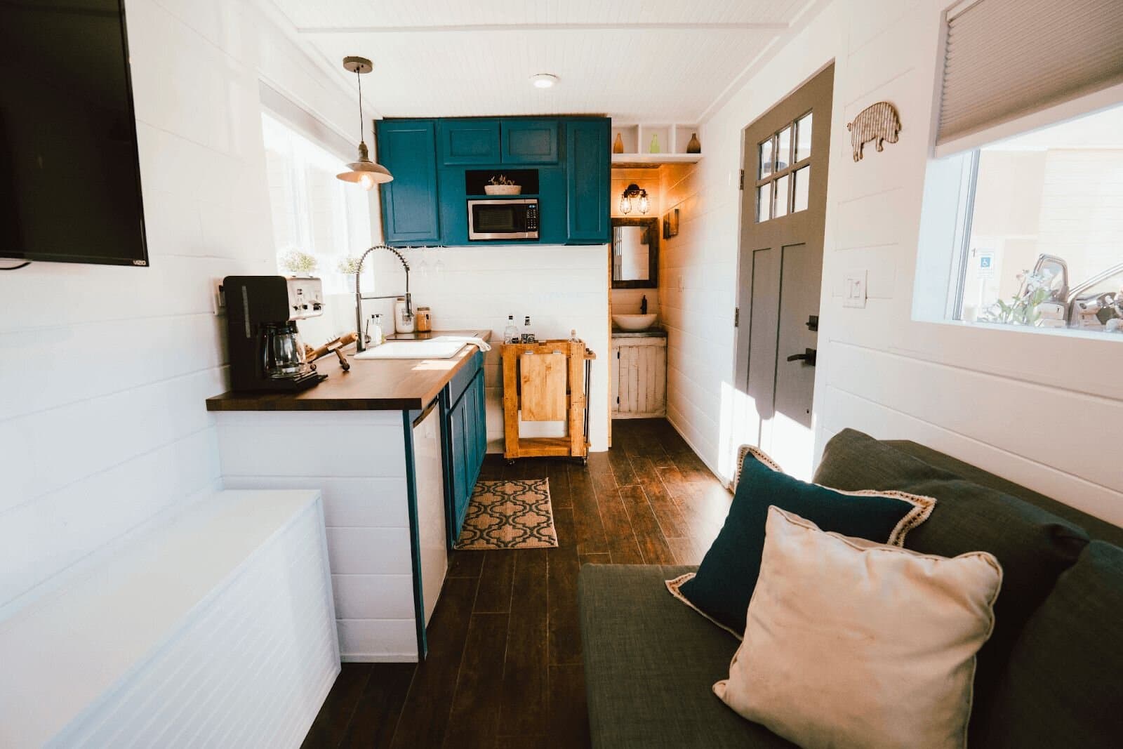 Alternative Living Spaces container home